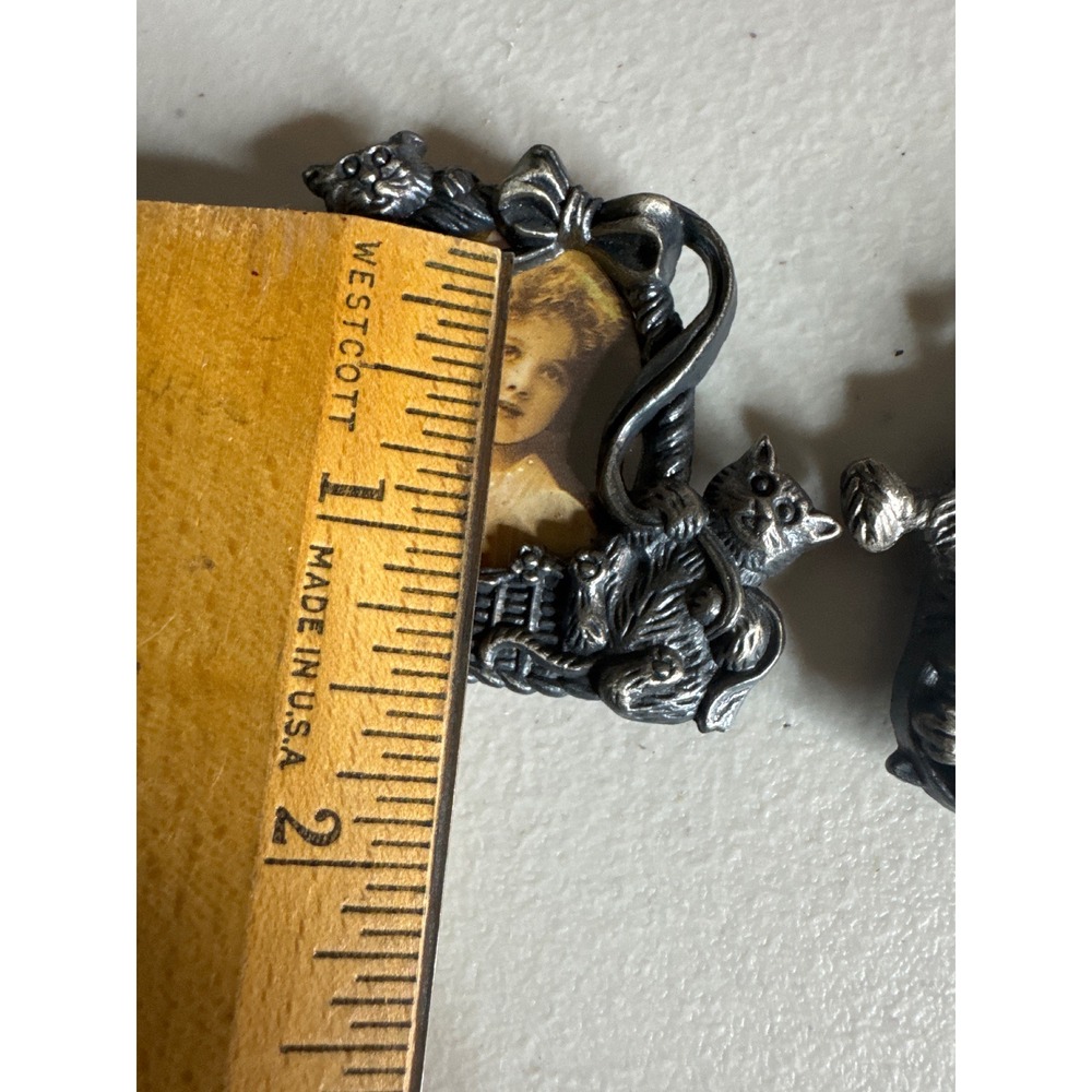 Vintage Miniature Cat Kitten Metal Picture Frames Set of 2 Pewter Tone Ornate - Picture 6 of 8